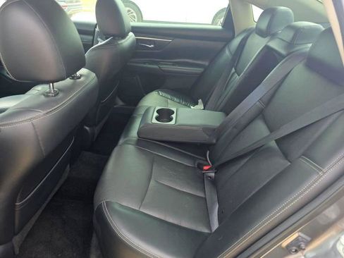Used 2018 Nissan Altima 2.5 SL FWD image 9