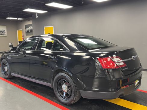 Used 2015 Ford Taurus Police Interceptor AWD image 4