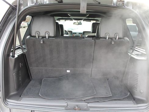 Used 2013 Lincoln Navigator 4WD w/ HD Trailer Tow Pkg image 17