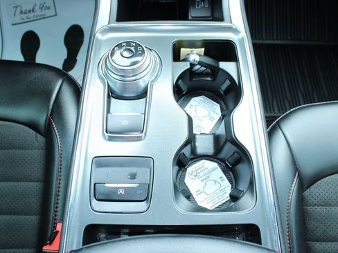 Used 2022 Ford Edge ST-Line AWD/4WD image 27