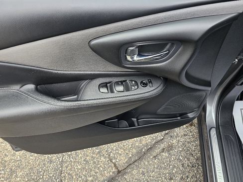 Used 2021 Nissan Murano SV image 15