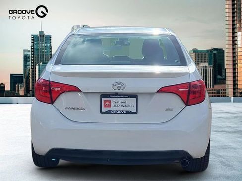 Used 2019 Toyota Corolla SE image 4