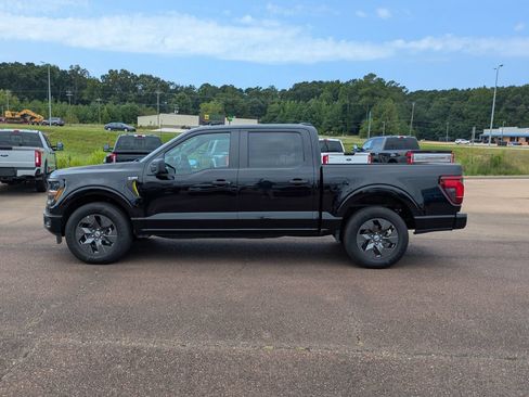 Used 2025 Ford F150 STX w/ Equipment Group 200A RWD image 5