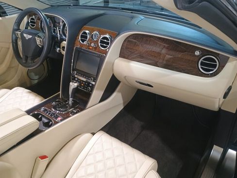 Used 2017 Bentley Continental GT AWD/4WD image 31