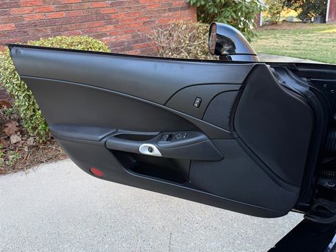 Used 2013 Chevrolet Corvette image 47