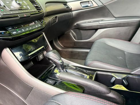 Used 2017 Honda Accord Sport Special Edition image 53