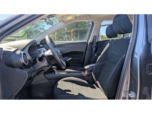 Used 2023 Nissan Kicks SV image 14