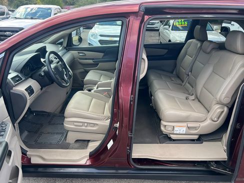 Used 2016 Honda Odyssey EX-L image 16