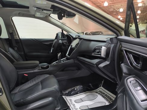 Certified 2025 Subaru Outback Touring XT AWD/4WD image 9