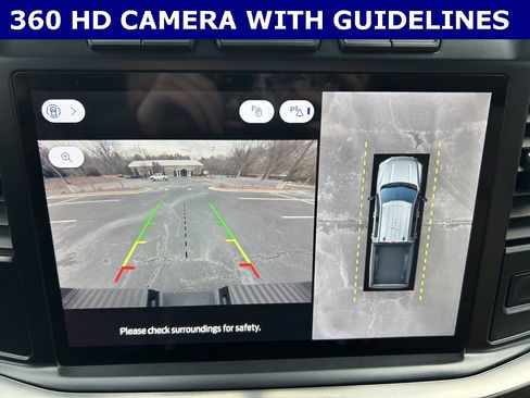 Used 2023 Ford F250 Lariat w/ Chrome Package image 4