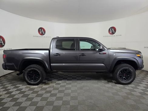 Used 2020 Toyota Tacoma TRD Pro AWD/4WD image 3