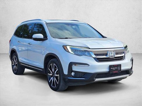 Used 2020 Honda Pilot Touring image 3