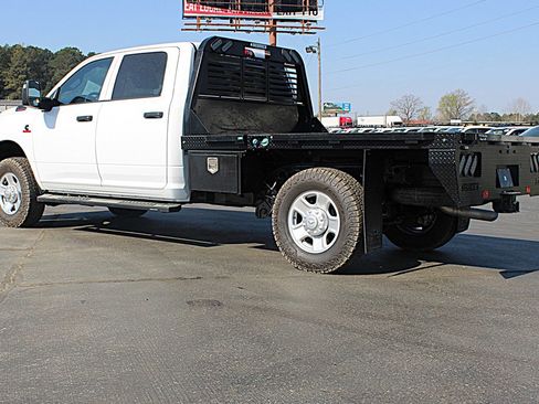 Used 2024 RAM 2500 Tradesman w/ Snow Chief Group image 4