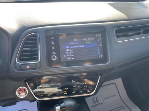 Used 2021 Honda HR-V EX image 17