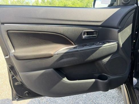 Used 2024 Mitsubishi Outlander Sport ES AWD/4WD image 10