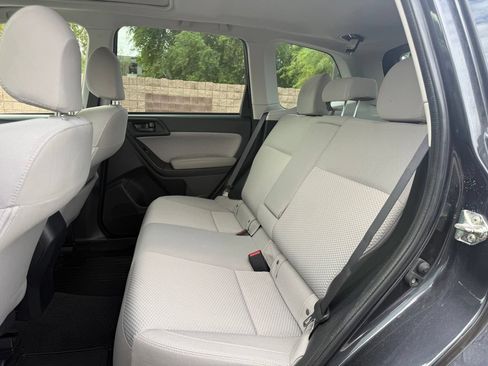 Used 2018 Subaru Forester 2.5i Premium AWD/4WD image 9