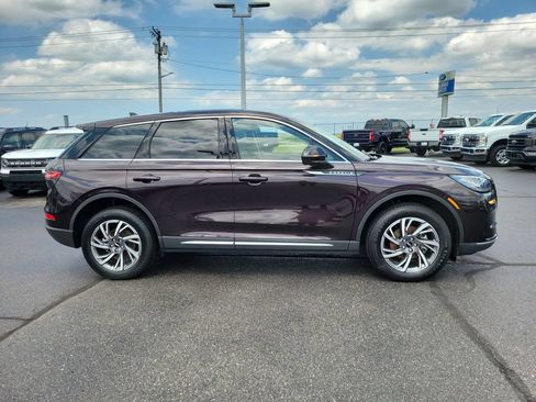 Certified 2023 Lincoln Corsair AWD w/ Equipment Group 101A image 3