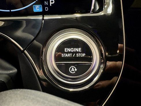 New 2025 Mercedes-Benz E 350 Sedan image 19