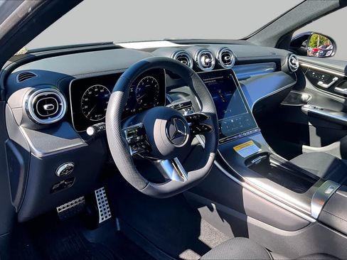 Certified 2026 Mercedes-Benz GLC 300 4MATIC image 17