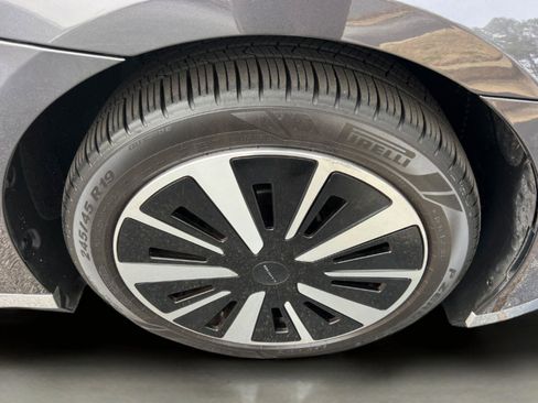 Used 2023 Lucid Air Touring image 13