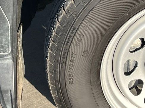 Used 2024 GMC Sierra 1500 Pro w/ Pro Value Package image 10