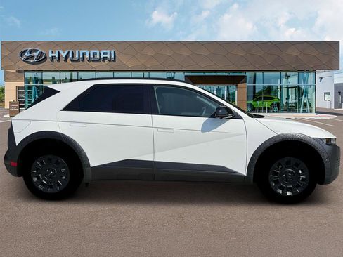 New 2025 Hyundai Ioniq 5 XRT image 9