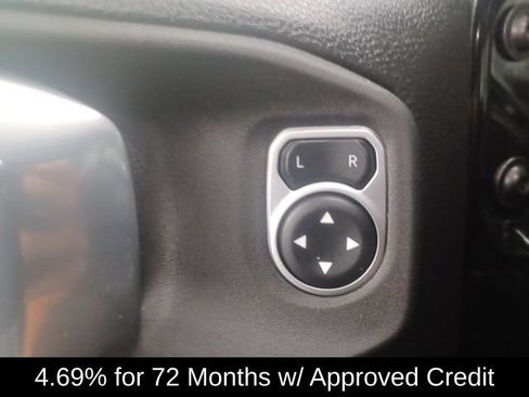 Used 2024 Jeep Gladiator Sport AWD/4WD image 15