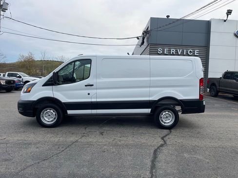 New 2026 Ford Transit 250 Low Roof RWD image 23