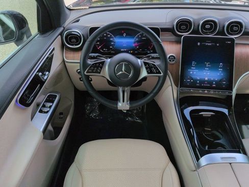 Certified 2024 Mercedes-Benz GLC 300 4MATIC image 16