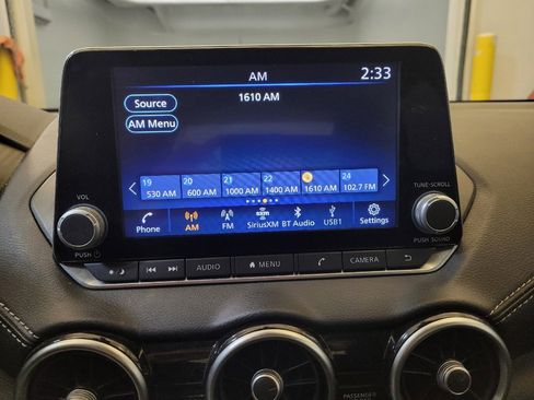 Used 2024 Nissan Sentra SV FWD image 25