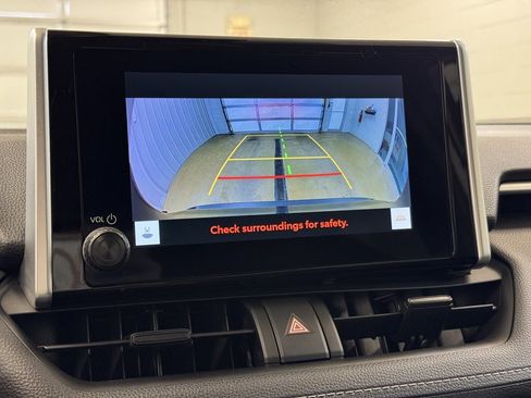 Used 2023 Toyota RAV4 LE image 37
