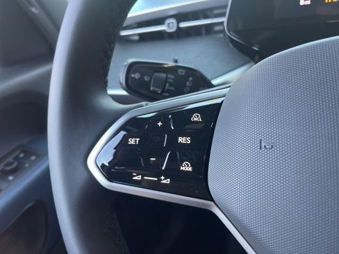 New 2025 Volkswagen ID. Buzz Pro S image 28