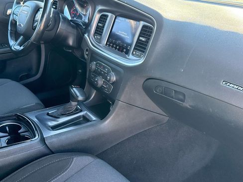 Used 2020 Dodge Charger SXT w/ Blacktop Package image 28