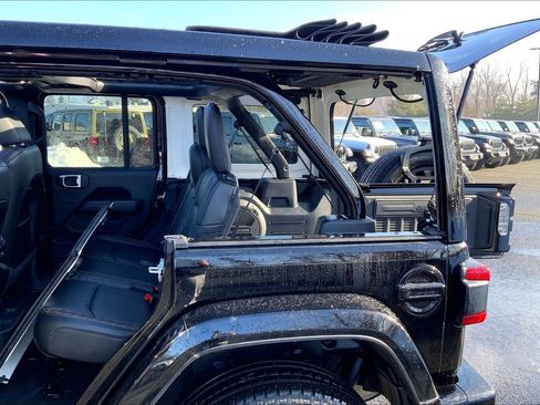 Certified 2023 Jeep Wrangler Altitude image 33