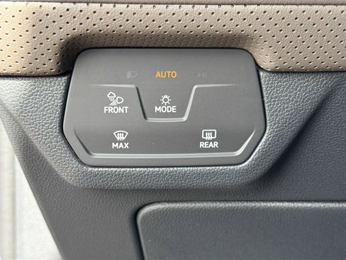 New 2026 Volkswagen Atlas SEL image 37