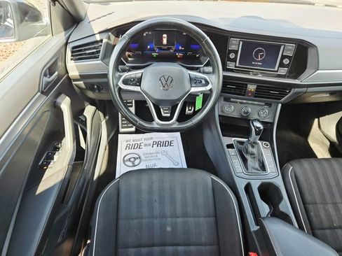 Used 2023 Volkswagen Jetta Sport FWD image 11