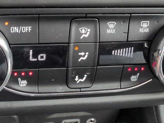 Used 2023 Chevrolet TrailBlazer RS w/ Sun and Liftgate Package FWD image 23