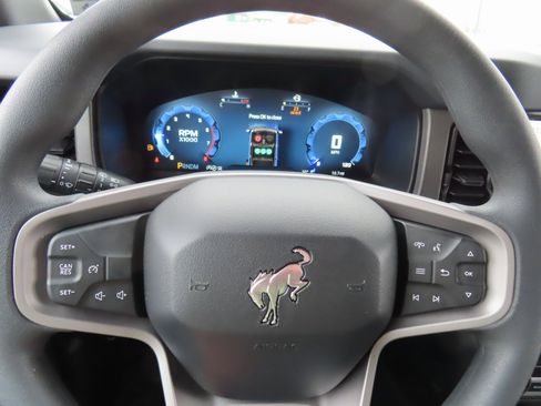 New 2025 Ford Bronco 4-Door image 13