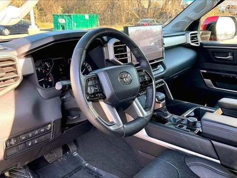Used 2023 Toyota Tundra Limited image 17