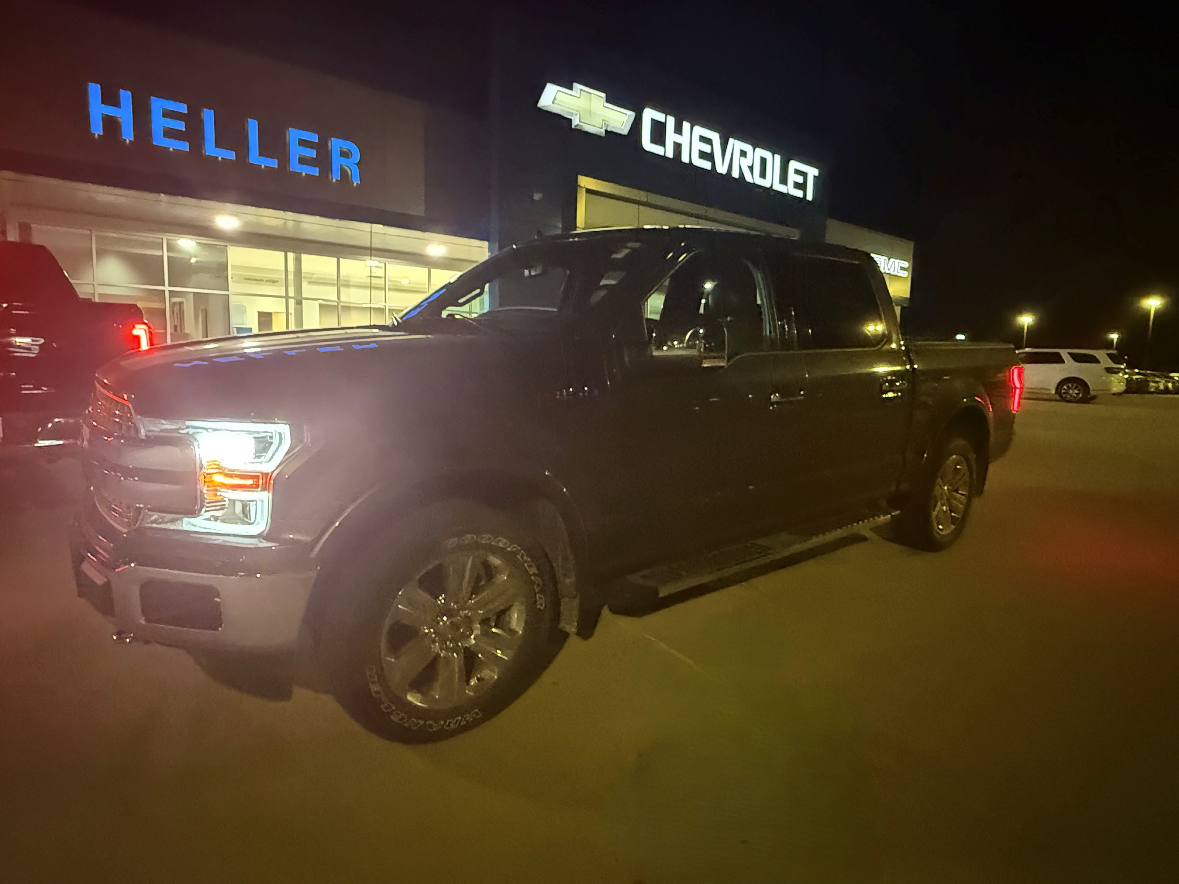 Used 2018 Ford F150 Lariat w/ Equipment Group 502A Luxury AWD/4WD image 3