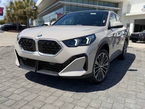 New 2026 BMW X2 xDrive28i w/ Technology Package AWD/4WD image 1