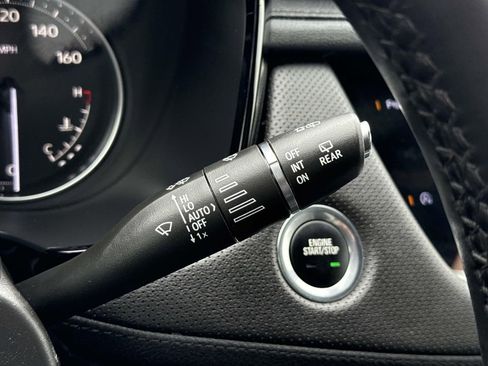 Certified 2024 Cadillac XT5 Premium Luxury AWD/4WD image 39