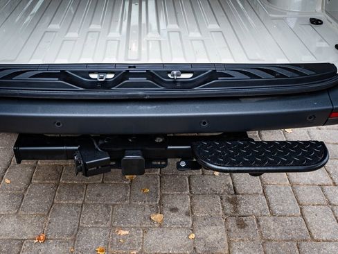 Used 2024 Mercedes-Benz Sprinter 2500 image 19