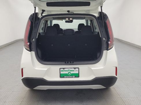 Used 2025 Kia Soul LX image 29