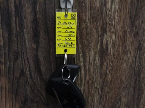 Used 2023 Chevrolet Silverado 1500 RST w/ Z71 Off-Road Package image 37