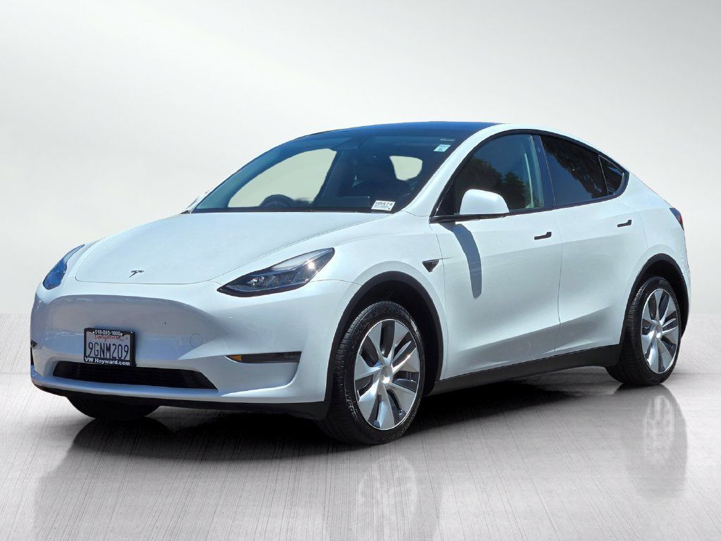 Used 2023 Tesla Model Y Long Range AWD/4WD image 9
