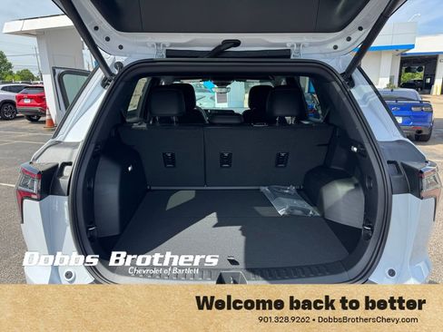 New 2026 Chevrolet Equinox ACTIV w/ Convenience Package III FWD image 35