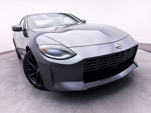 Used 2024 Nissan Z Performance w/ Floor Mat Package RWD image 11