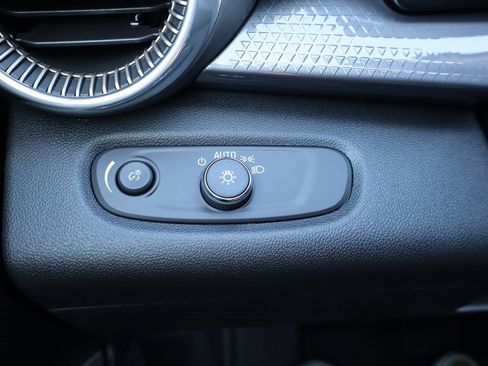 New 2026 Chevrolet Trax ACTIV image 13