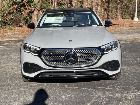 New 2026 Mercedes-Benz E 450 4MATIC All-Terrain Wagon image 3